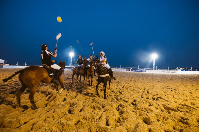 sandbanks beach polo horse action 12