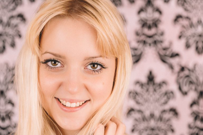 Shot with Sony a7rm2 and 85/2.8 SAM with LA-EA3 adapter